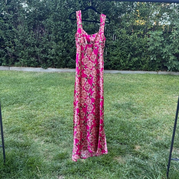 Wild Fable Vibrant Floral Maxi Dress in Size X-Large - Picture 3 of 6